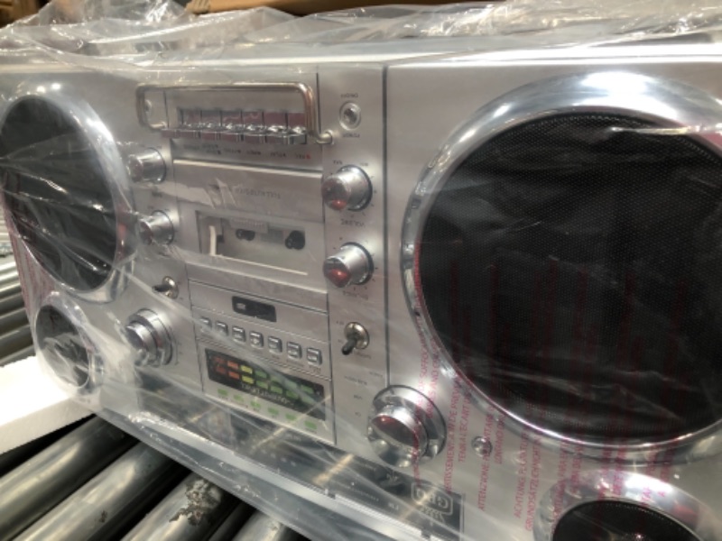 Photo 2 of GPO Brooklyn 1980S-Style Portable Boombox - CD Player, Cassette Player, FM Radio, USB, Wireless Bluetooth Speaker - Silver