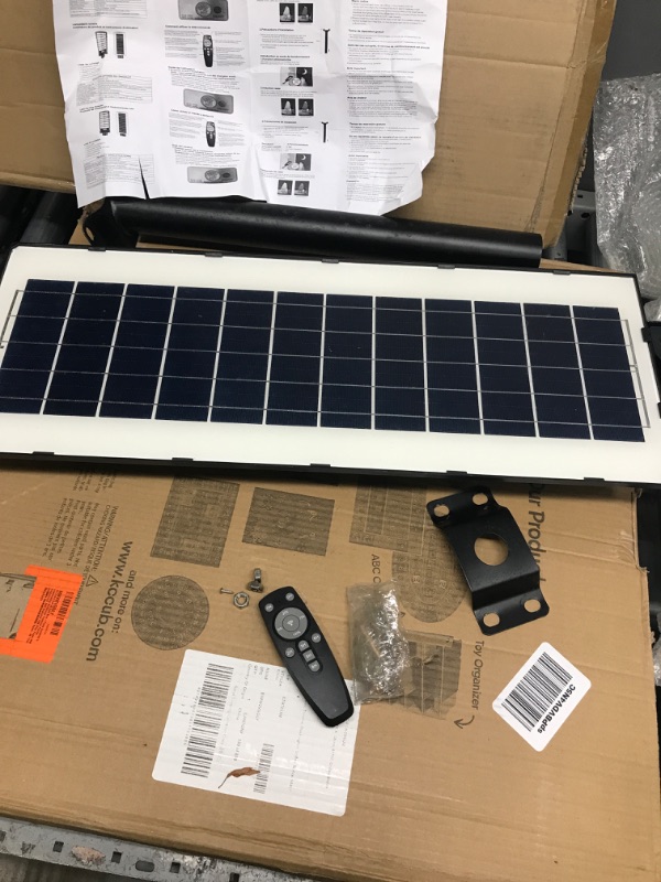 Photo 2 of 
A-ZONE 300W Solar Street Lights Outdoor Waterproof, 6500K 30000LM Outdoor LED Street Light Dusk to Dawn, LED Wide Angle Lamp with Motion Sensor and Remote...
Size:300W
