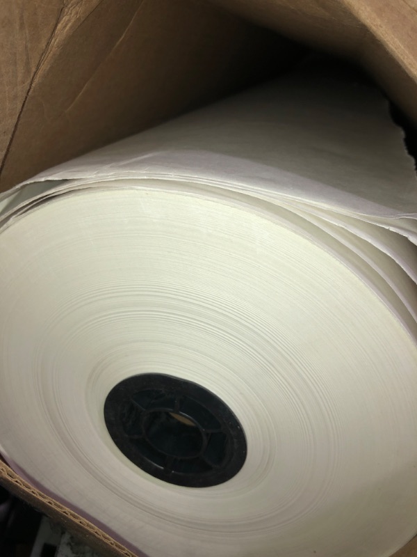 Photo 2 of School Smart Paper Roll - 50 pound - 36 inch x 1000 feet - White