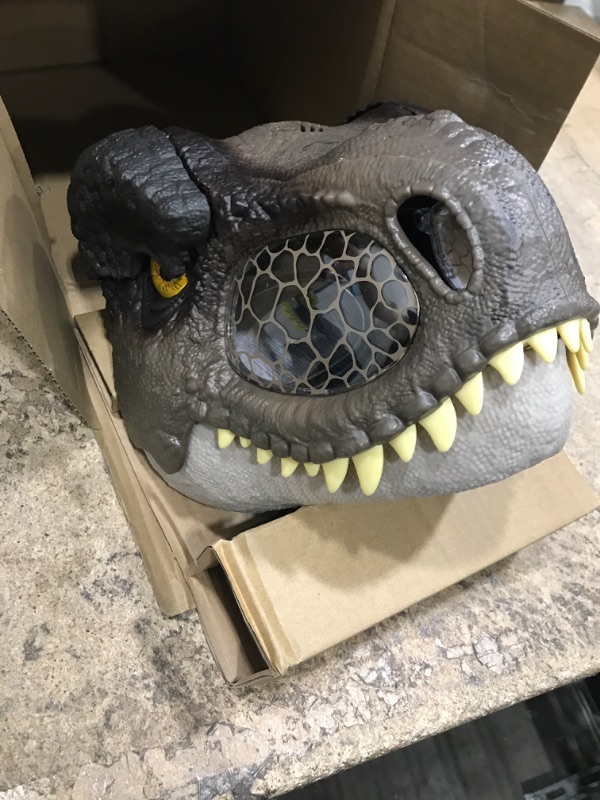 Photo 2 of ?Jurassic World Dominion Dinosaur Mask Tyrannosaurus Rex Chomp N Roar with Motion and Sounds, T Rex Costume for Kids Role-Play ???? Frustration Free Packaging