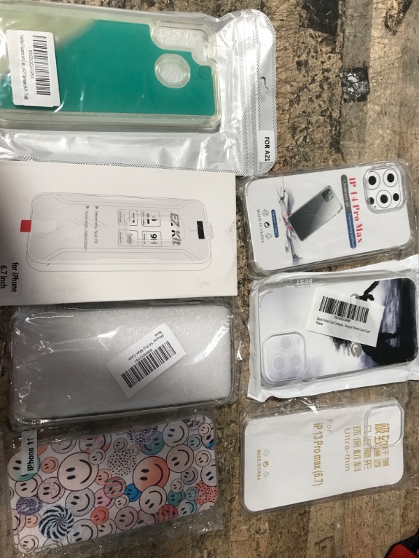 Photo 1 of 7 ITEMS PHONE CASE BUNDLE