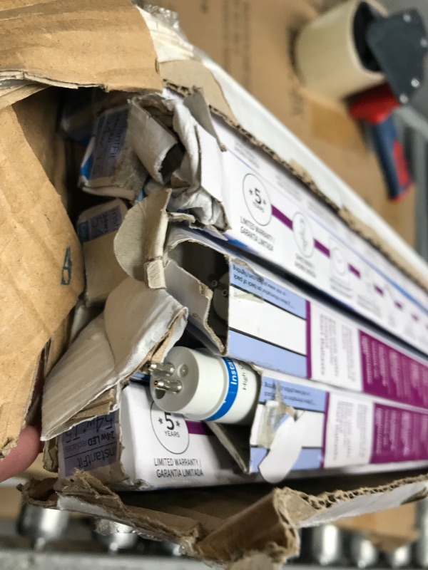 Photo 4 of Philips LED Dimmable InstantFit 4-Foot T5 Tube Bulb, 3500 Lumen, Daylight (5000K), 24W=54W, Minatare Bi-Pin G5 Base, 10-Pack Daylight 10 Count (Pack of 1) T5 54 W