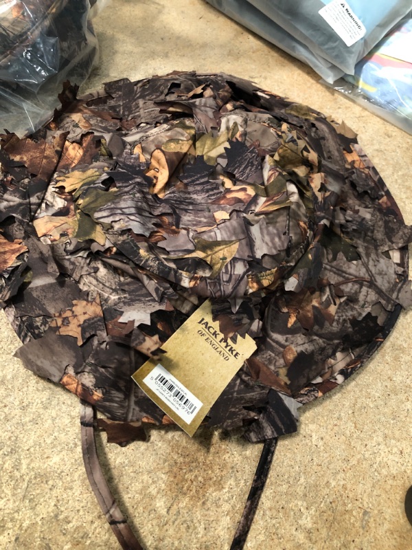 Photo 2 of (Large/X-Large) JACK PYKE 3D Leafy Bush Hat
