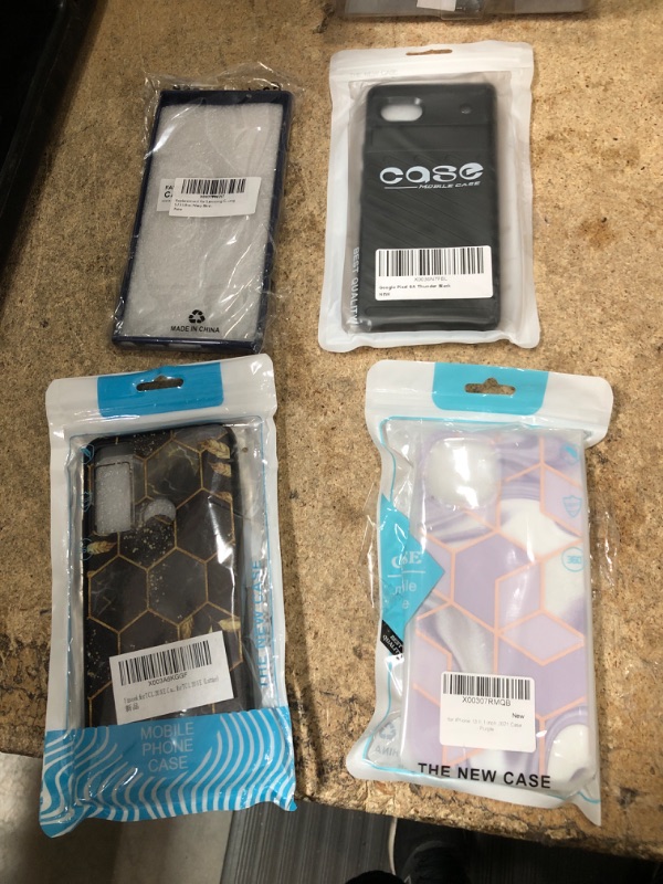 Photo 1 of 4 pack - bundle of phone cases (Iphone+Android) 