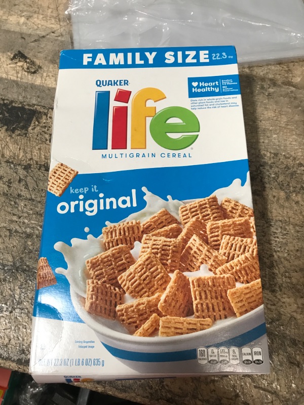 Photo 2 of ***EXP DATE MARCH 18 2024*** Life Cereal, Multigrain, Original, Family Size - 22.3 oz