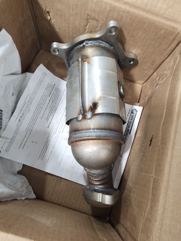 Photo 2 of Dorman 679-535 Rear Pre-Catalytic Converter - Not CARB Compliant Compatible with Select Ford / Lincoln Models (Made in USA)