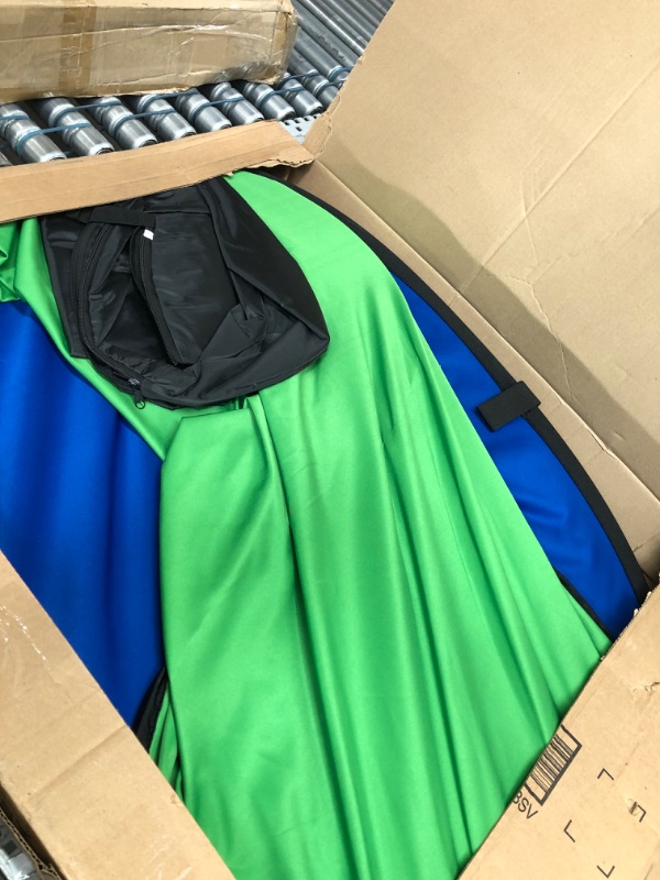 Photo 2 of Selens 5x6.6ft Green Screen Backdrop for Photography, 2-in-1 Blue Pop Up Collapsible Photo Background with Clip and Carry Case for YouTube Videos Studio Props 5x6.6ft Green&Blue