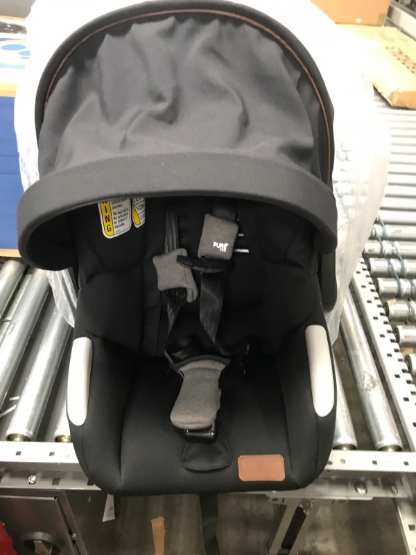 Photo 2 of **MISSING BASE** SEE NOTES**
Maxi-Cosi Maxi-Cosi Mico Luxe Infant Car Seat, Rear-Facing for Babies from 4–30 lbs and up to 32”, Midnight Glow