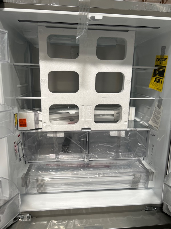 Photo 3 of LIKE NEW-LG InstaView 26.5-cu ft Counter-depth Smart French Door Refrigerator with Ice Maker (Stainless Steel) 