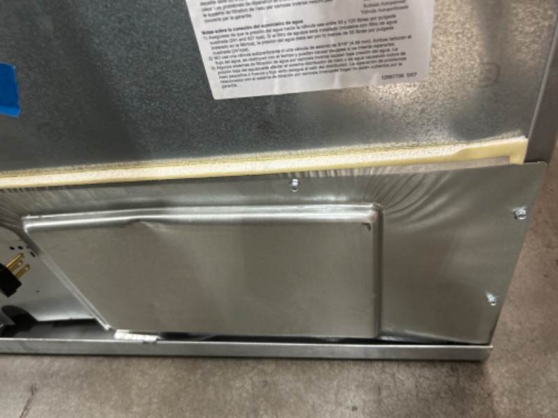 Photo 11 of LIKE NEW-Whirlpool 24.5-cu ft 4-Door French Door Refrigerator with Ice Maker (Fingerprint Resistant Stainless Steel) 