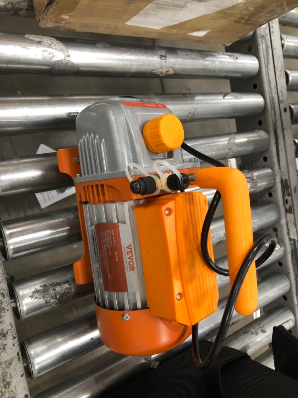Photo 1 of VEVOR 3.5 CFM AC Vacuum Pump and Gauge Set, Applicable to R134a, R1234yf Refrigerant, Single Stage Rotary Vane HVAC Air Vacuum Pump, Refrigerant Kit, Manifold Gauge, High Pressure Hose Including 4 CFM with Leak Detector