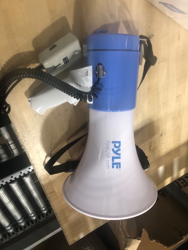 Photo 2 of PylePro PMP50 50 Watt 1,200 Yard Sound Range Portable Bullhorn Megaphone Speaker with Built In MP3 Input Jack and Loud Siren Alarm, Blue