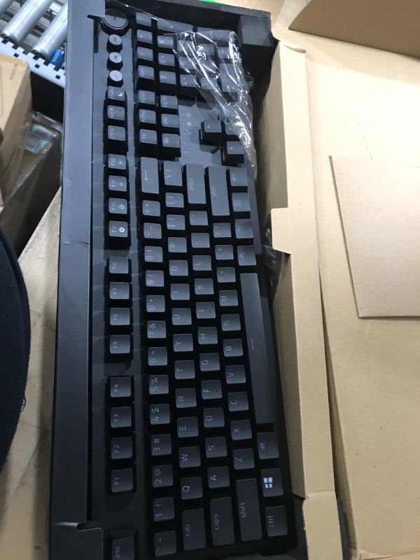 Photo 2 of Razer Huntsman V2 Optical Gaming Keyboard: Fastest Clicky Optical Switches w/Quick Keystrokes & 8000Hz Polling Rate - Doubleshot PBT Keycaps - Dedicated Media Keys & Dial - Ergonomic Wrist Rest Classic Black Keyboard Huntsman V2 Clicky Optical Switches nb