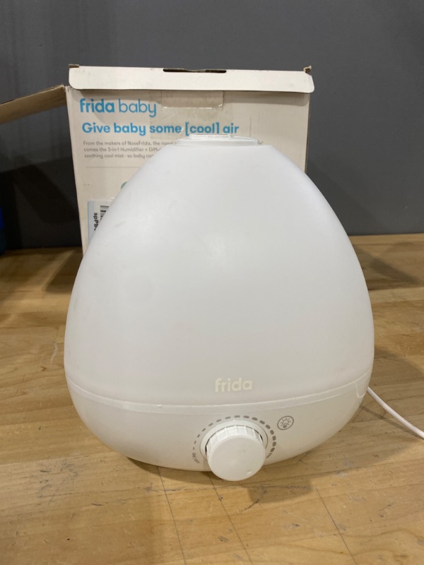 Photo 2 of **LIGHT NOT ON** Frida Baby Fridababy 3-in-1 Humidifier with Diffuser and Nightlight, White