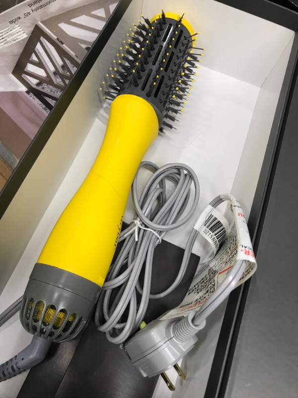 Photo 2 of **NEEDS TO HAVE HAIR REMOVED FROM PREVIOUS USE**
Drybar Single Shot Round Blow Dryer Brush | Style, Dry, Brush in One Step (2.25 in)