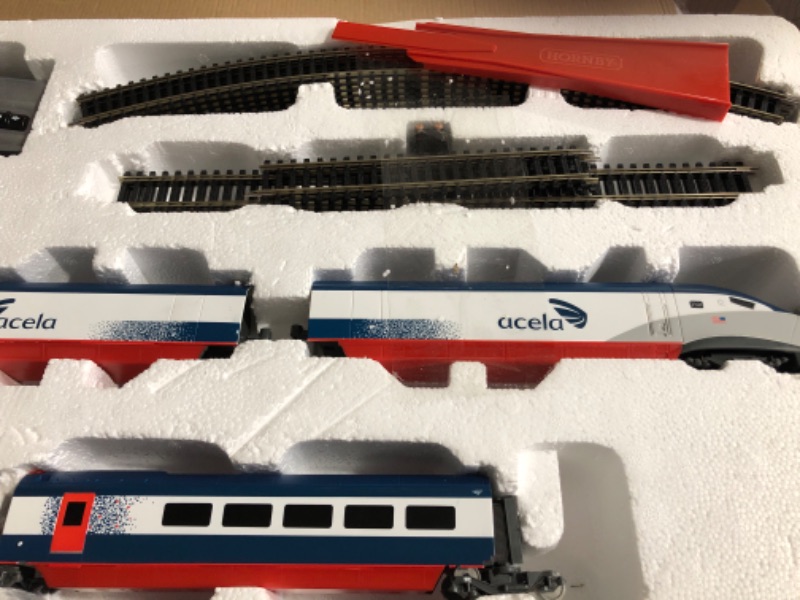 Photo 4 of (USED) ZHornby Amtrak Acela NEC High-Speed Service OO Electric Model Train Set HO Track with Remote Blue & Gray