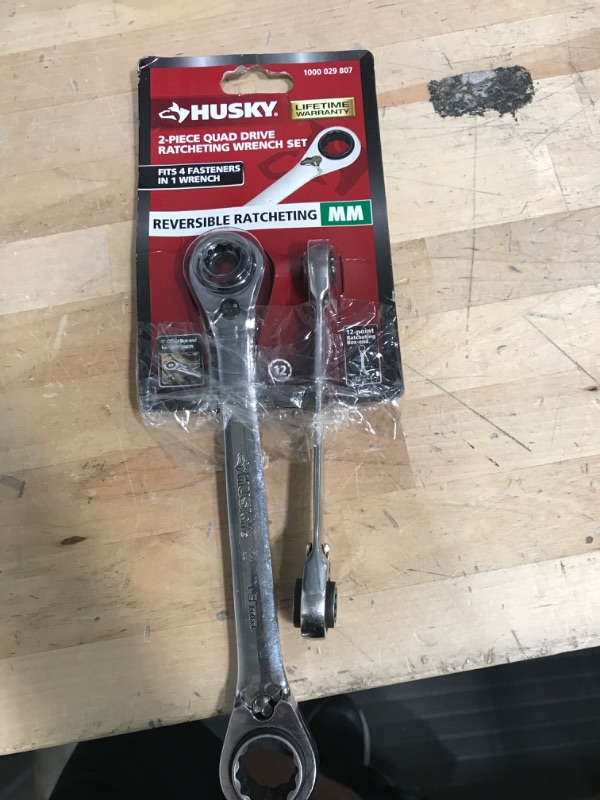 Photo 2 of *USED* Husky Quad Drive Metric Ratcheting Wrench Set (2-piece)