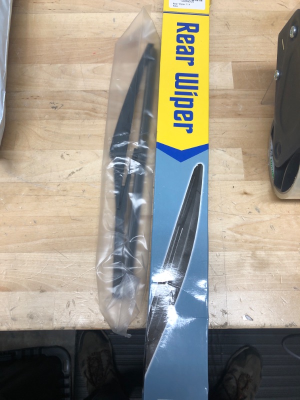 Photo 2 of 11" inch (11-A) OEM Quality Rear Wiper Blades Replacement for Toyota Prius V 17-12,Matrix 08-03,Hyundai Accent 22-12,Jeep Grand Cherokee 22-14 All-Seasons Wipers for my car