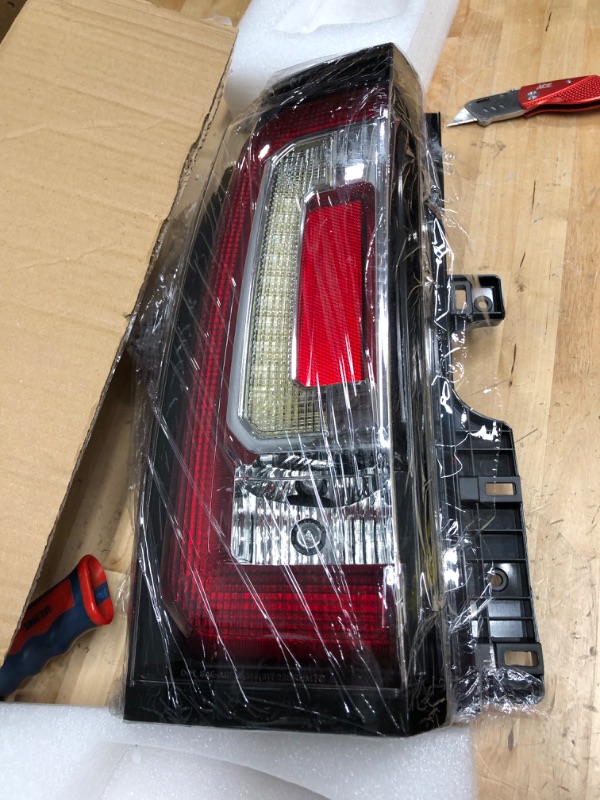 Photo 2 of HVACSTAR Right Passenger Side Tail Light 84536243 compatible with 2015-2020 GMC Yukon XL SLE with Bulb Clear and Red Lens