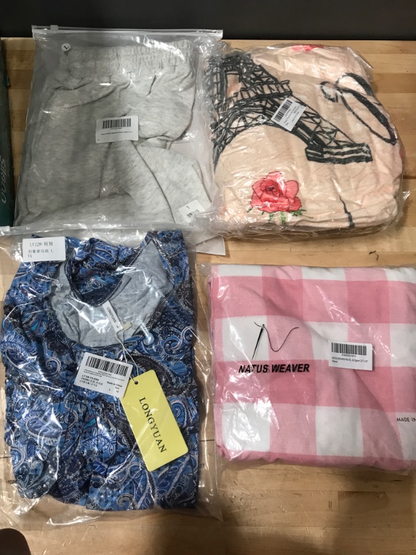Photo 1 of 4PCS BUNDLE OF MIXED CLOTHES/BLANKET