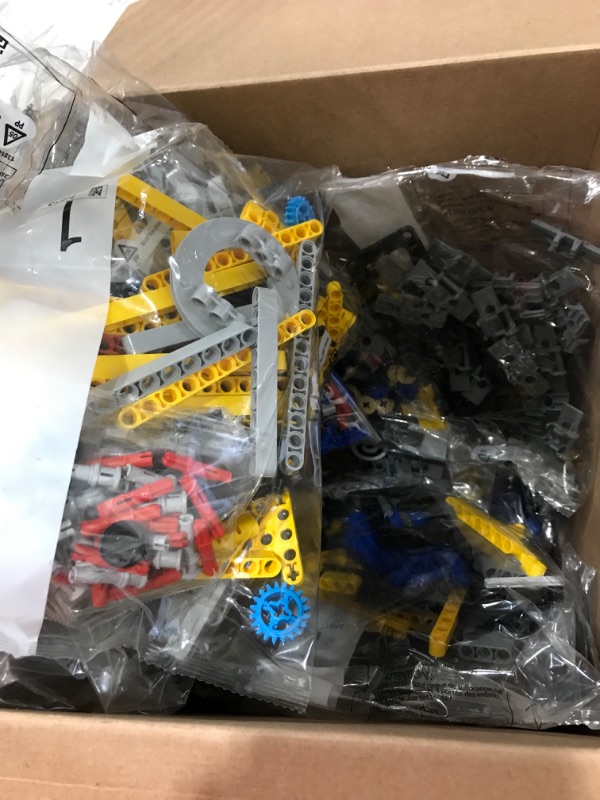 Photo 2 of *USED* *MISSING PARTS* LEGO Technic Liebherr Crawler Crane LR 13000 42146 Advanced Building Kit for Adul