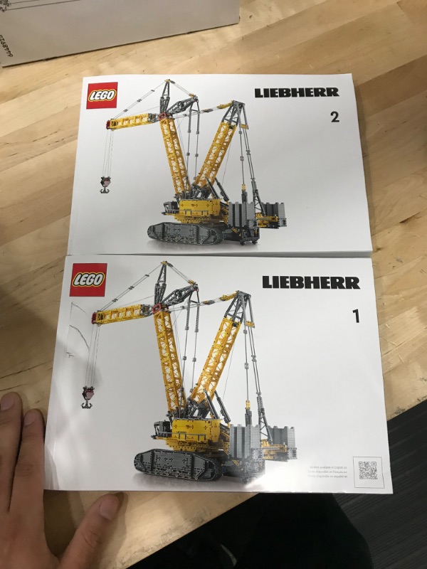 Photo 3 of *USED* *MISSING PARTS* LEGO Technic Liebherr Crawler Crane LR 13000 42146 Advanced Building Kit for Adul