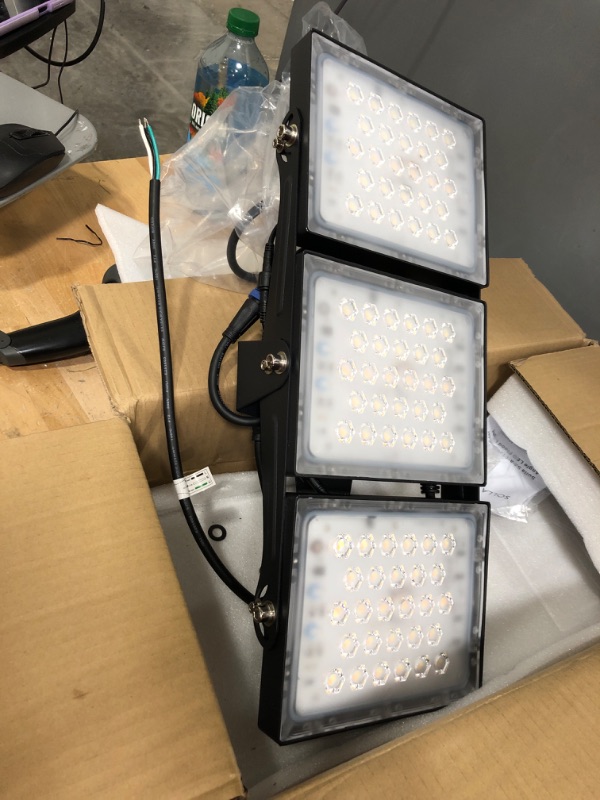 Photo 2 of ***USED MISSING HARDWARE OPEN BOX***

SOLLA Smart 150W LED Flood Light Outdoor, 13500LM Dimmable, 3000K-6000K, 330° Lighting Angle, APP Group Control, Timing, IP66 Waterproof Flood Light for Yard, Stadium, Court, Parking Lot, Arena 150 Watts