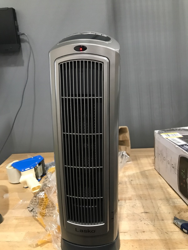 Photo 4 of ****USED TESTED*****
Lasko 5538 Ceramic Tower Heater with Remote Control