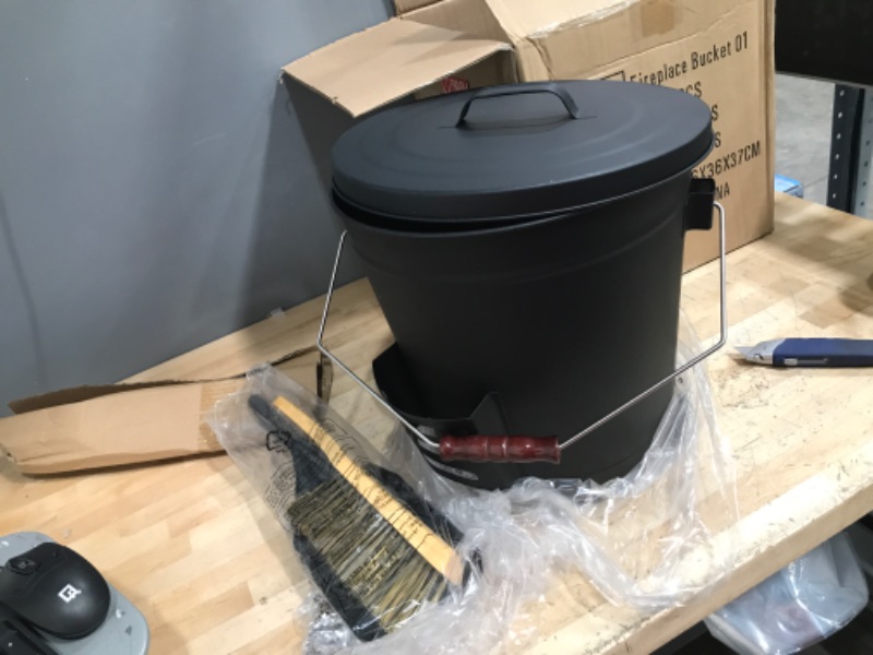 Photo 2 of ****NEW***

Grisun Ash Bucket with Lid, Shovel and Hand Broom, 5.2 Gallon Coal Bucket for Fireplace, Charcoal Wood Fire Pits, Burning Stoves, Large Pail Pellet Metal Buckets Ash Can, for Indoor and Outdoor