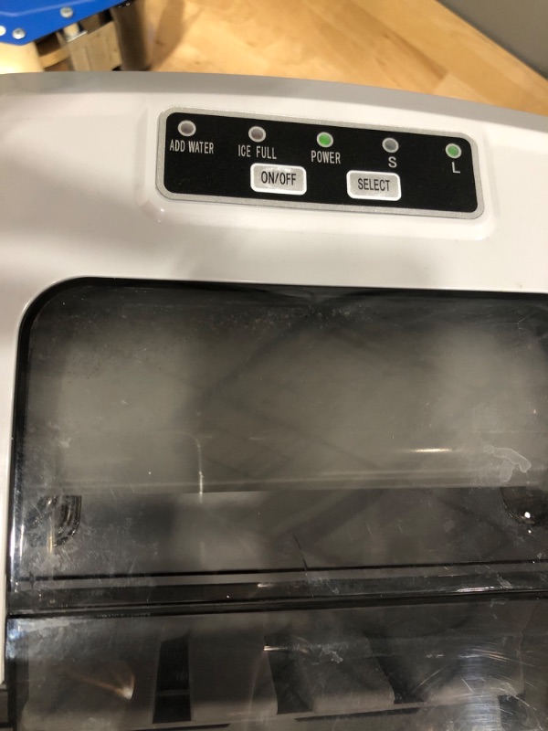 Photo 2 of *** TESTED***
****USED ***
FRIGIDAIRE EFIC189-Silver Compact Ice Maker, 26 lb per Day, Silver (Packaging May Vary) Silver Ice Maker