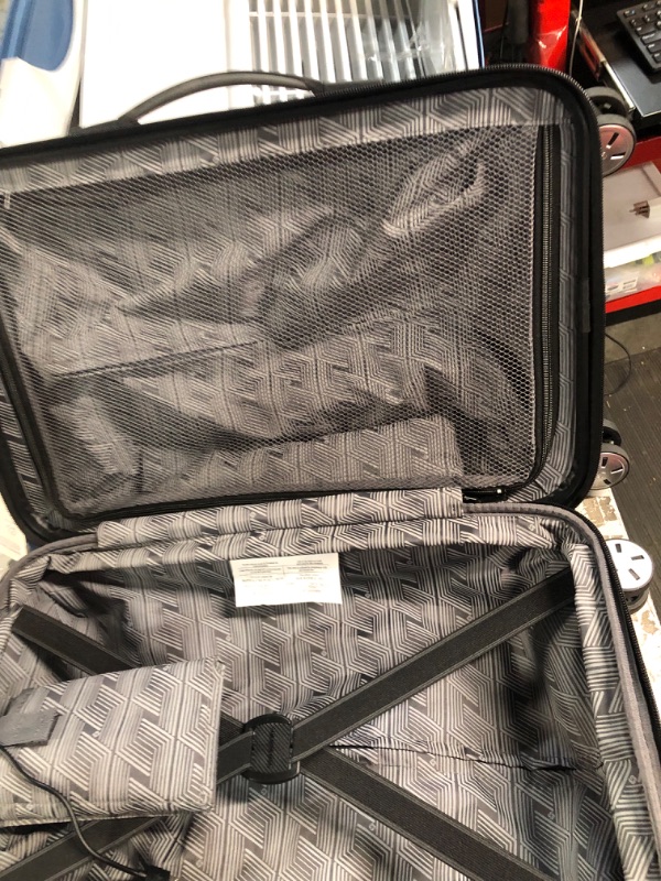 Photo 4 of Samsonite Omni Expandable Luggage with Spinner Wheels, Carry-On 20-Inch, Rose Gold Carry-On 20-Inch Rose Gold