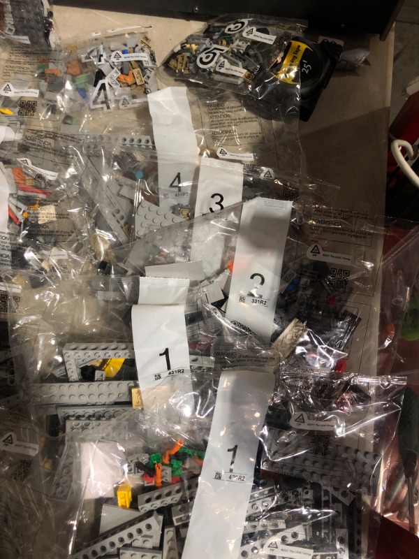 Photo 6 of * used * see notes * 
LEGO Star Wars The Razor Crest 75331 Building Set for Adults (6,186 Pieces)