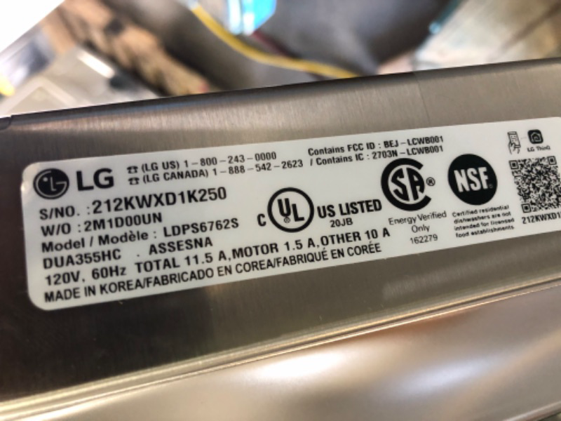 Photo 2 of LG Top Control 24-in Smart Built-In Dishwasher With Third Rack (Printproof Stainless Steel)