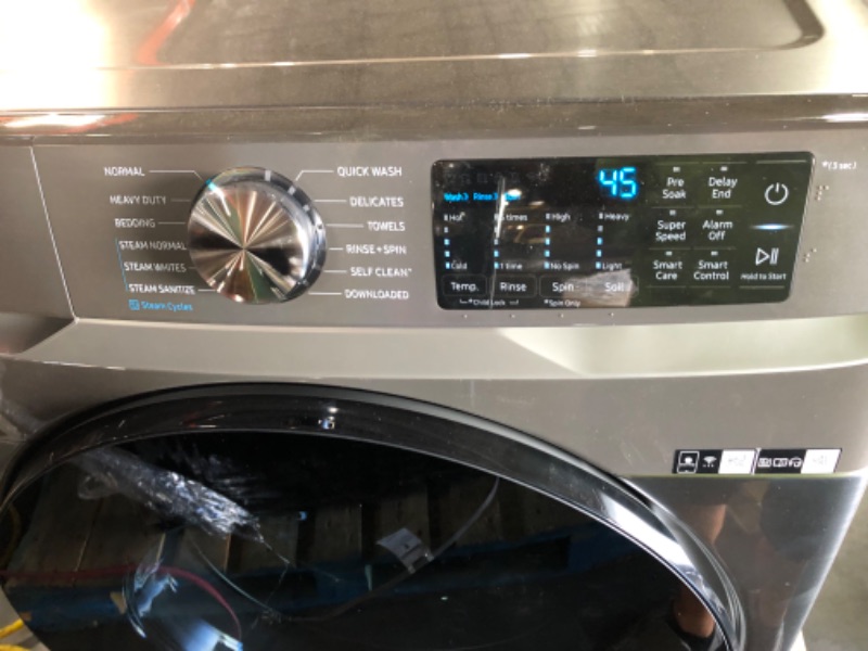 Photo 5 of Samsung 4.5-cu ft High Efficiency Stackable Steam Cycle Smart Front-Load Washer (Platinum) ENERGY STAR