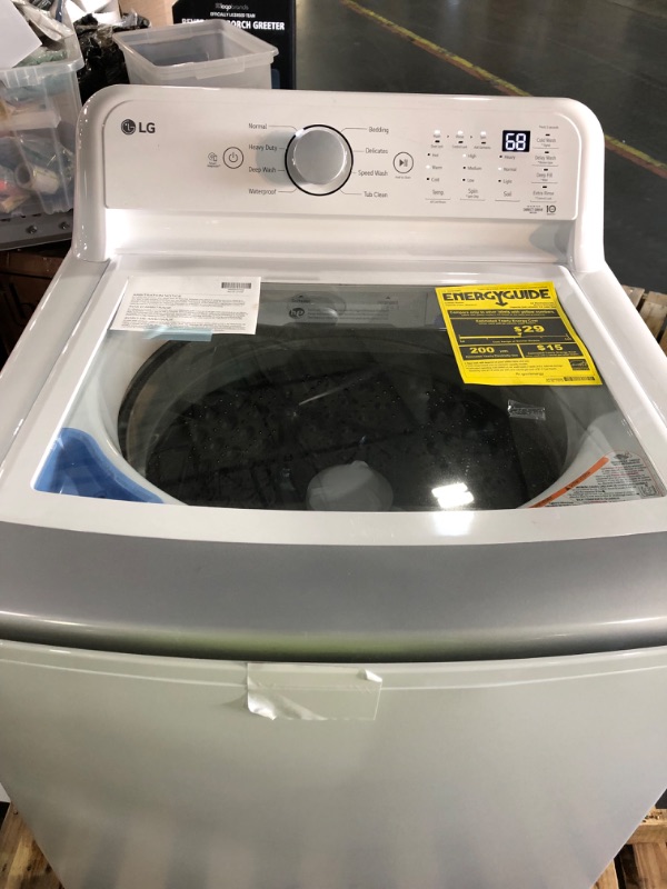 Photo 4 of LG 4.8-cu ft High Efficiency Agitator Top-Load Washer (White) ENERGY STAR