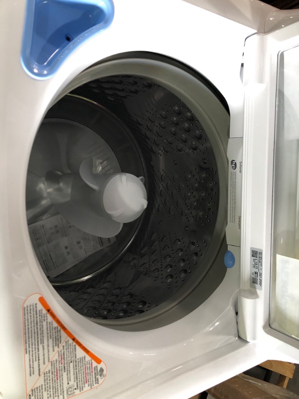 Photo 3 of LG 4.8-cu ft High Efficiency Agitator Top-Load Washer (White) ENERGY STAR