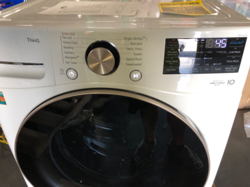 Photo 4 of LG TurboWash 360 4.5-cu ft High Efficiency Stackable Steam Cycle Smart Front-Load Washer (White) ENERGY STAR