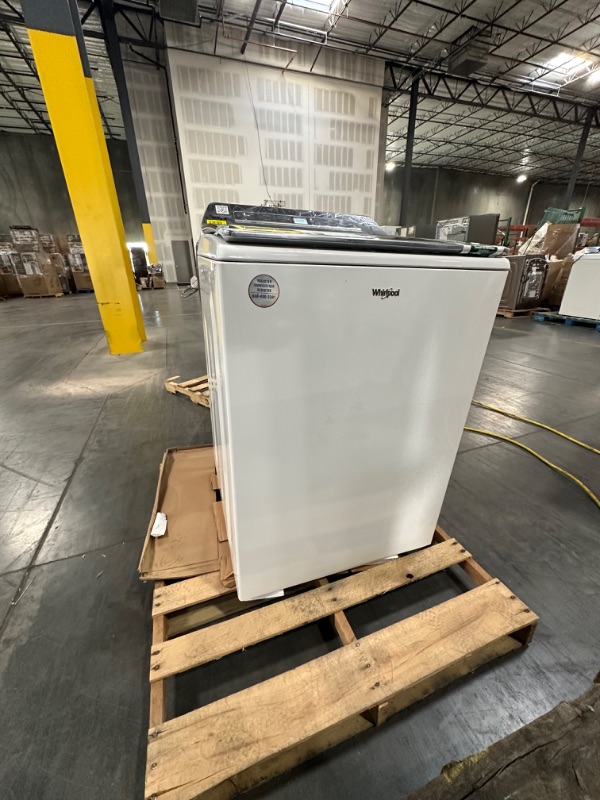 Photo 9 of Whirlpool Smart Capable w/Load and Go 5.3-cu ft High Efficiency Impeller and Agitator Smart Top-Load Washer (White) ENERGY STAR