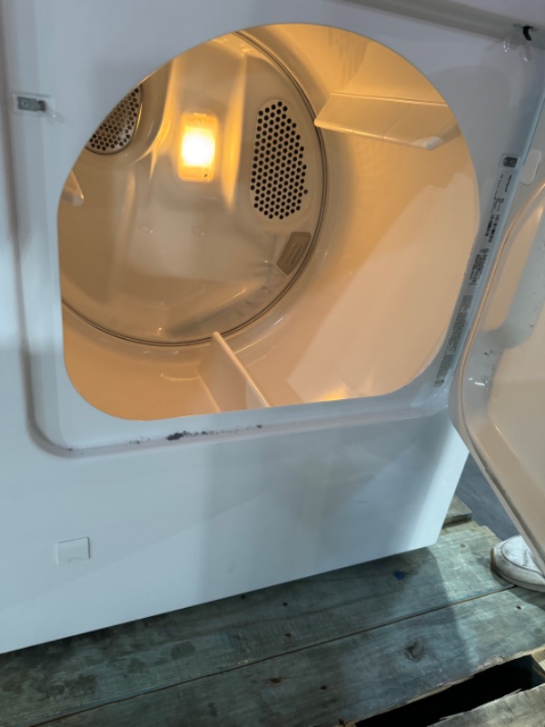Photo 7 of Whirlpool 7-cu ft Side Swing DoorSteam Cycle Gas Dryer (White)