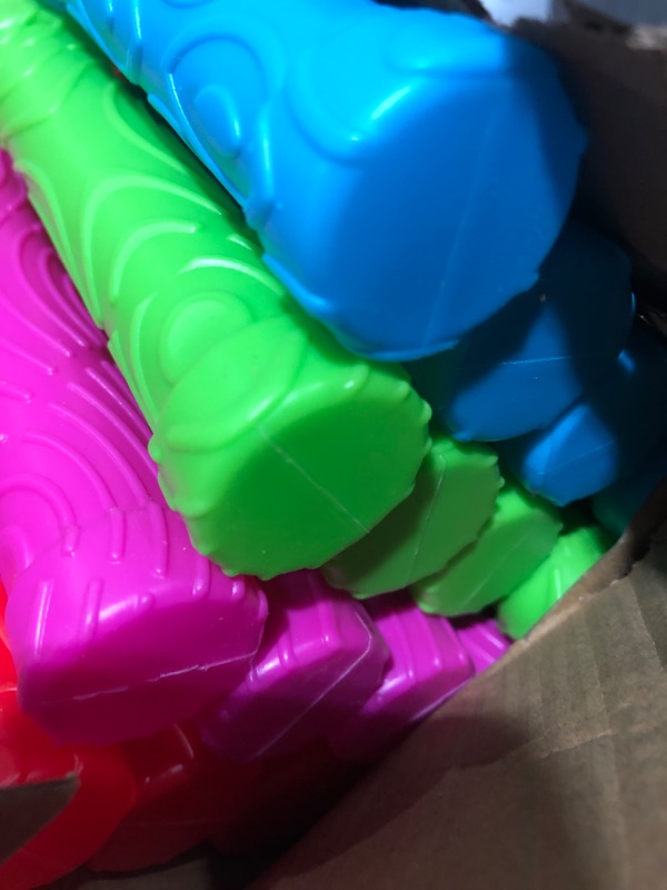 Photo 3 of 16 pk 23in Crayon Water Blasters