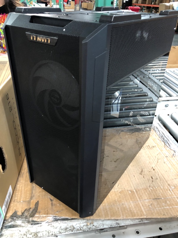 Photo 2 of Lian Li Lancool 216 RGB Black Steel/Tempered Glass ATX Mid Tower Computer Case,2X 160 mm ARGB Fans Included