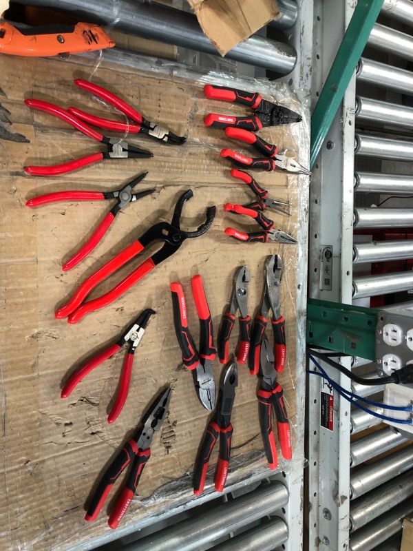 Photo 2 of **SEE NOTES**CRAFTSMAN 25 Piece Pliers Master Set (CMHT82625)