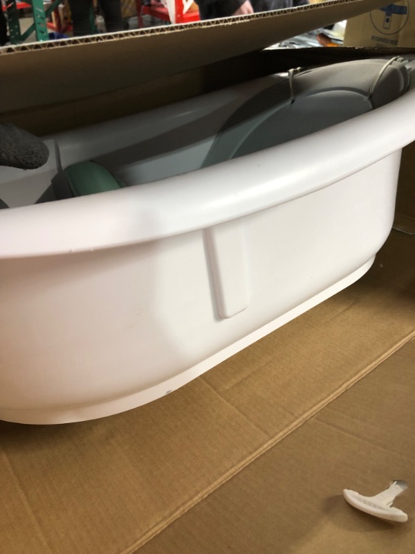 Photo 3 of 4-in-1 Grow-with-Me Bath Tub by Frida Baby 