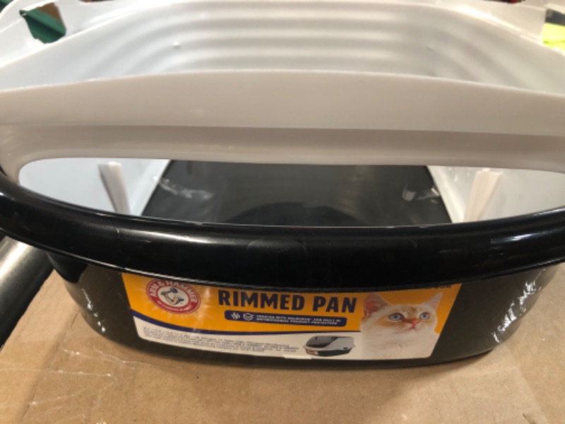 Photo 3 of **USED- BUT LOOKS NEW**
Petmate Arm & Hammer Rimmed Wave Cat Litter Box, 