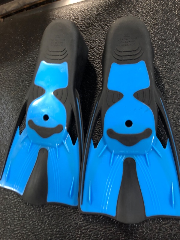 Photo 1 of ***UNKNOWN SIZE***
Rapido Boutique Collection Tide Short Light Snorkel Swim Fins Comfortable Full Foot Pocket Blue