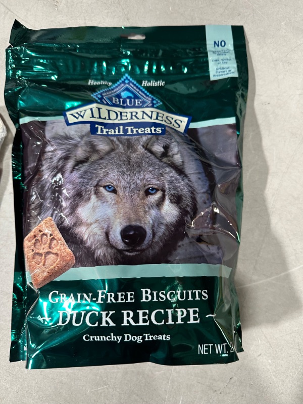 Photo 2 of Blue Buffalo Wilderness Trail Treats High Protein Grain Free Crunchy Dog Treats Biscuits, Duck Recipe 24-oz Bag Duck 1.5 Pound (Pack of 1)