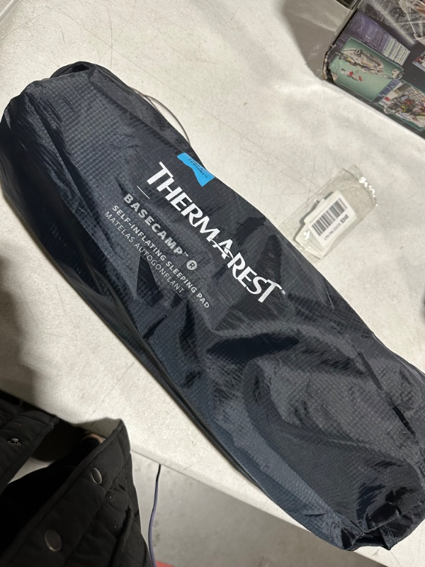 Photo 3 of **NONREFUNDABLE**FOR PARTS OR REPAIR**SEE NOTES**
Therm-a-Rest MondoKing Self-Inflating Camping Sleeping Pad Lyons Blue XX-Large - 80" x 30"