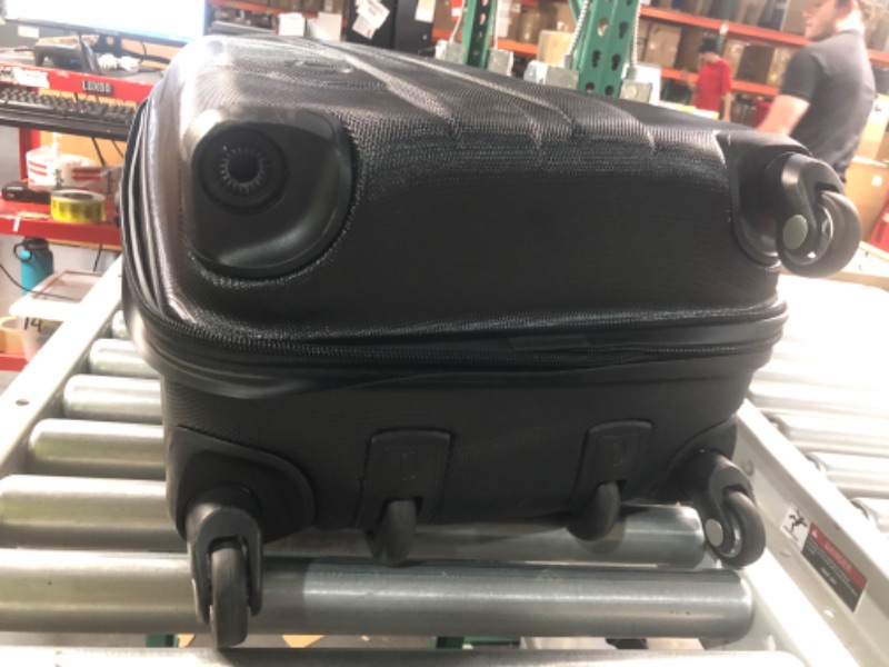 Photo 3 of **MISSING ONE WHEEL***Samsonite Hard Side Golf Black