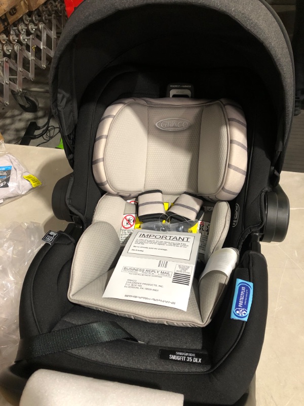 Photo 3 of * used * please see all images * 
Graco SnugRide SnugLock 35 LX Infant Car Seat, Baby Car Seat