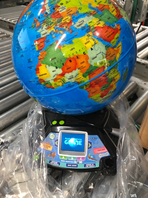 Photo 2 of *PARTS ONLY DOES NOT FUNCTION PROPERLY*
LeapFrog Magic Adventures Globe (Frustration Free Packaging), Multicolor